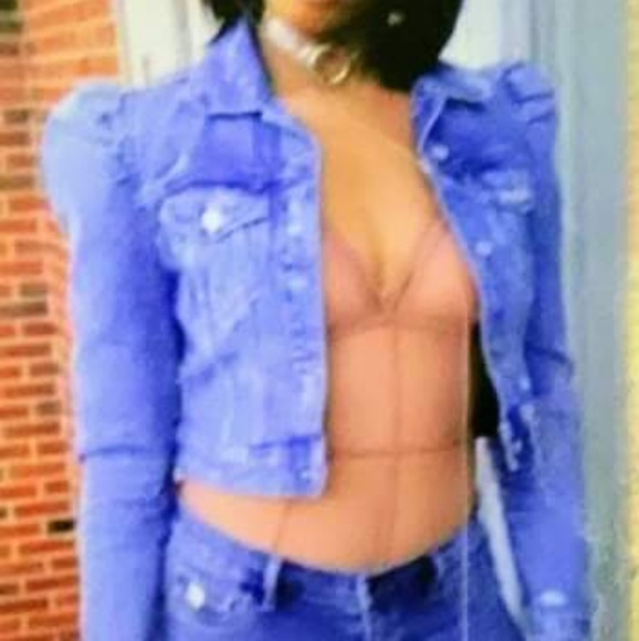 PLEASE sell me a  ZARA puffy shoulder denim jacket - Picture 8 of 11